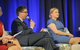 Panel dyskusyjny z udziałem laureat&oacute;w konkursu pn. &bdquo;Firmy rodzinne - wsp&oacute;lne wartości, a problem sukcesji i wzajemnych relacji&rdquo;.