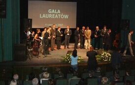 Laureaci IV edycji konkursu &bdquo;Orzeł Powiatu Gnieźnieńskiego dla Przedsiębiorczości 2005-2007&rdquo;.