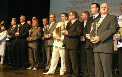 Zdjęcie do Laureaci V edycji konkursu &bdquo;Orzeł Powiatu Gnieźnieńskiego dla Przedsiębiorczości 2007-2009&rdquo;